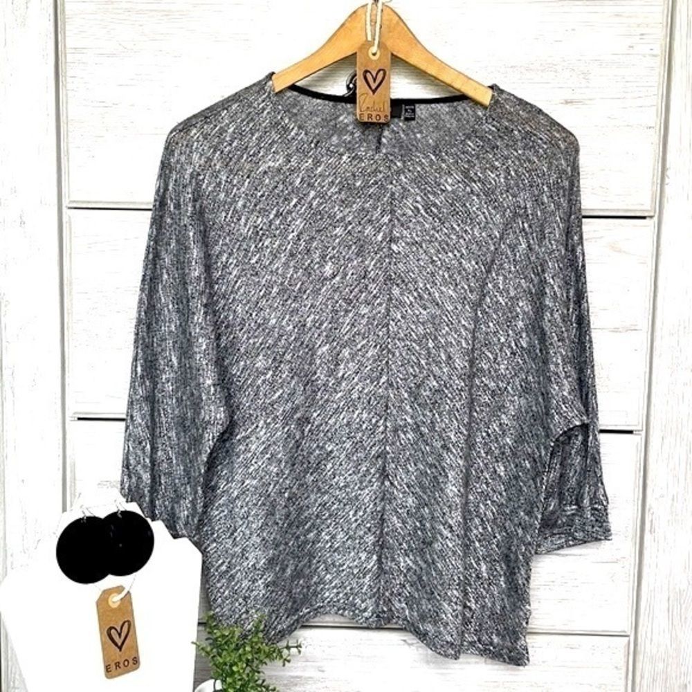 APT9 lightweight sweater; grey with metallic threading
